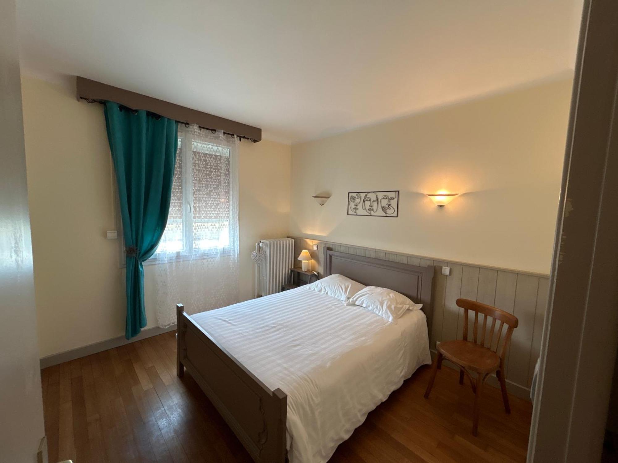Le Jardin D'Odette Villa Yevres-le-Petit Ngoại thất bức ảnh
